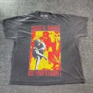 Guns N Roses Use Your Illusion I Graphic Tee Mens M Charcoal Grey Band Shirt